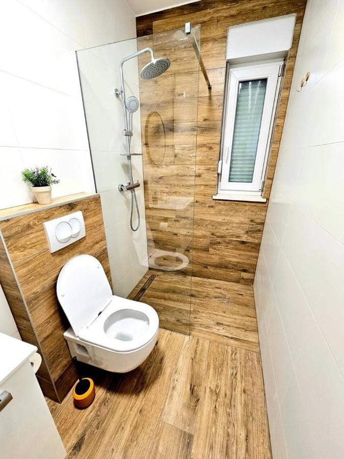 Apartment Rooftop ซาดาร์ ภายนอก รูปภาพ