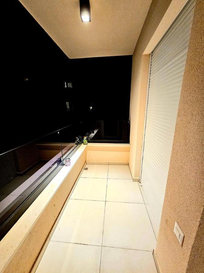 Apartment Rooftop ซาดาร์ ภายนอก รูปภาพ