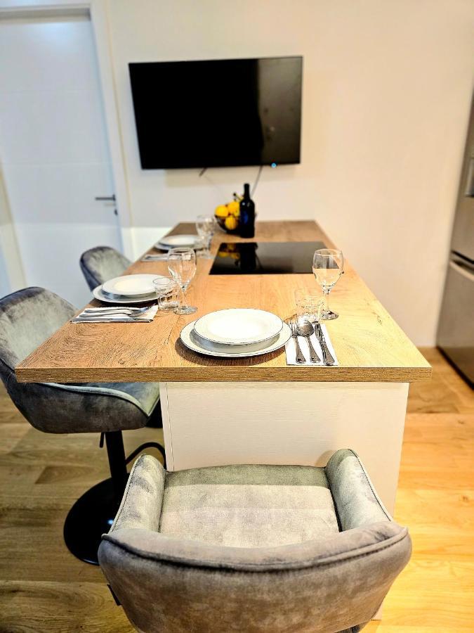 Apartment Rooftop ซาดาร์ ภายนอก รูปภาพ